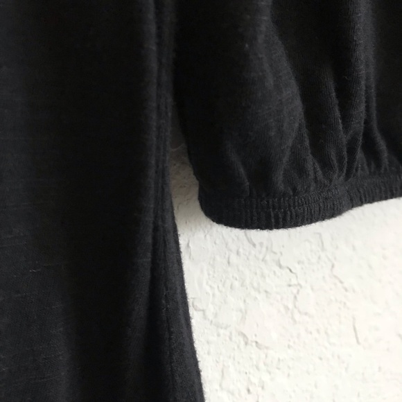 Elegant Off The Shoulder Top With Lace - Picture 3 of 7